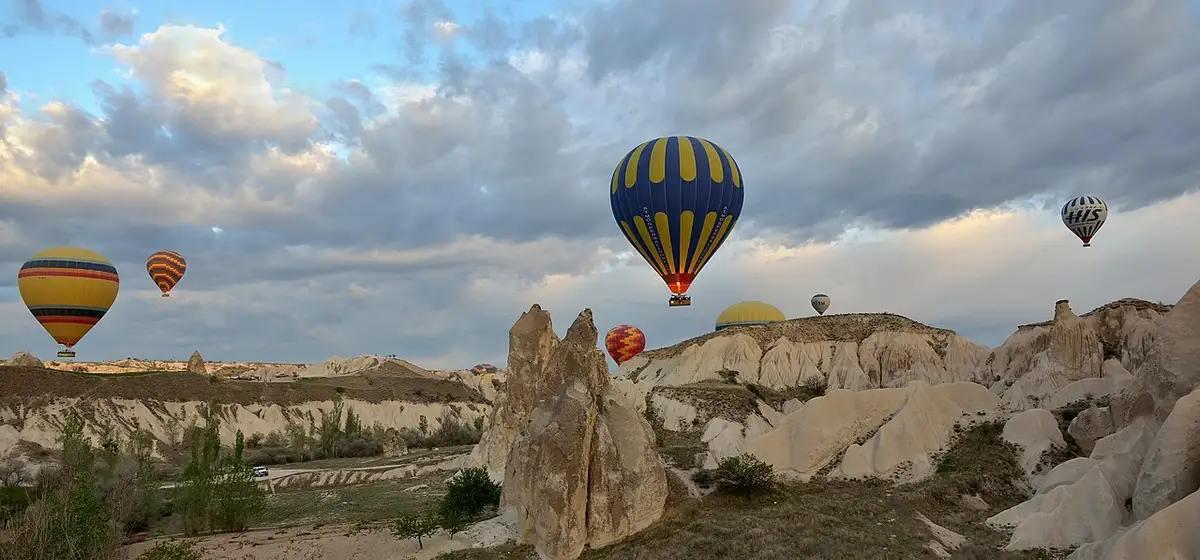 Hot air balloon rides
